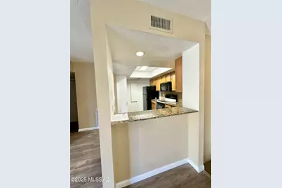 4281 N River Grove Circle #216, Tucson, AZ 85719 - Photo 5