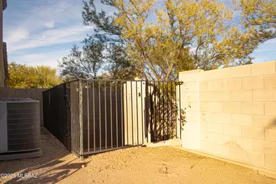 2003 W Mountain Pointe Drive, Tucson, AZ 85746 - Photo 23