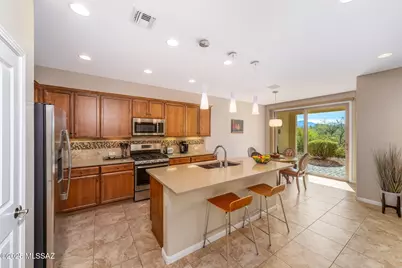 883 N Broken Hills Drive, Green Valley, AZ 85614 - Photo 11