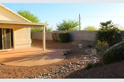 2096 W Double Eagle Drive, Tucson, AZ 85737 - Photo 17