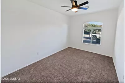 7939 W Imperial Eagle Court, Tucson, AZ 85757 - Photo 19