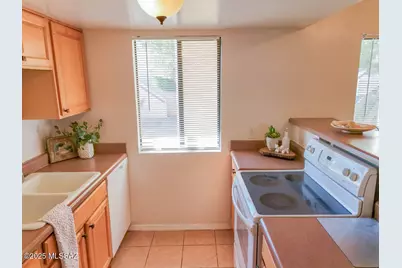 455 W Kelso Street #APT 103, Tucson, AZ 85705 - Photo 11