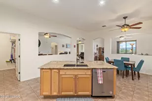 5721 W Midnight Chorus Rd, Tucson, AZ 85735 - Photo 11