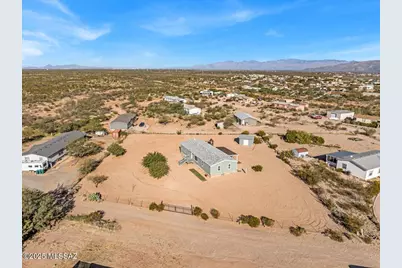 13669 S Hound Dog Road, Vail, AZ 85641 - Photo 3