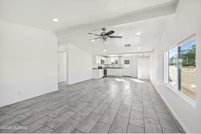 3348 E Holladay Street, Tucson, AZ 85706 - Photo 13