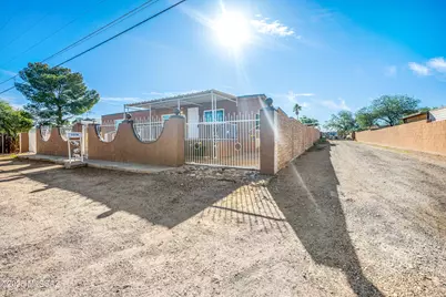 3348 E Holladay Street, Tucson, AZ 85706 - Photo 5