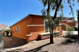 7504 W Cosmic Sky Dr, Tucson, AZ 85743 - Photo 3