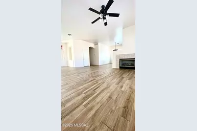 7504 W Cosmic Sky Drive, Tucson, AZ 85743 - Photo 7