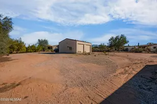 7010 N Hot Desert Trail, Tucson, AZ 85743 - Photo 33