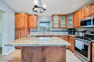 7010 N Hot Desert Trail, Tucson, AZ 85743 - Photo 5