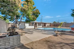 101 W Corona Rd, Tucson, AZ 85756 - Photo 29