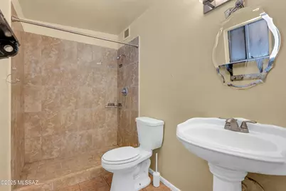 101 W Corona Road, Tucson, AZ 85756 - Photo 27