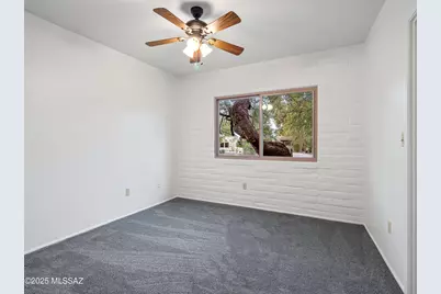 565 W Golf View Drive, Oro Valley, AZ 85737 - Photo 29