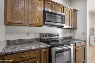 983 Matas Ct, Rio Rico, AZ 85648 - Photo 9