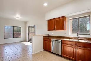 262 E Calle Puente Lindo, Sahuarita, AZ 85629 - Photo 3
