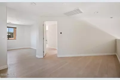 3121 N Olsen Avenue, Tucson, AZ 85719 - Photo 17