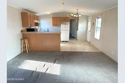 34 E Camino De Mesa, Huachuca City, AZ 85616 - Photo 5