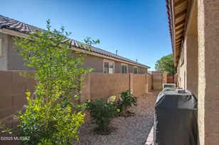 12098 N Walz Dr, Marana, AZ 85653 - Photo 39