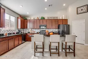 12098 N Walz Dr, Marana, AZ 85653 - Photo 11