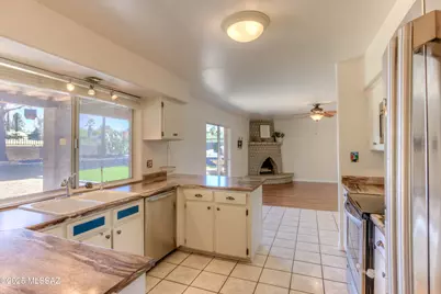 141 S Charleston Avenue, Vail, AZ 85641 - Photo 15