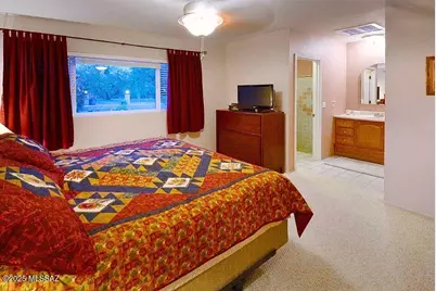 9461 E Kayenta Drive, Tucson, AZ 85749 - Photo 35