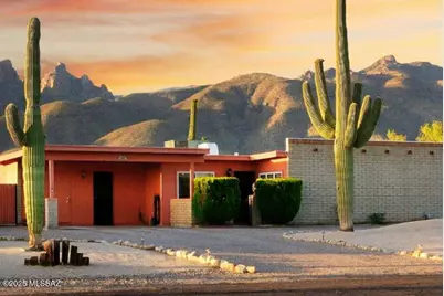 9461 E Kayenta Drive, Tucson, AZ 85749 - Photo 1
