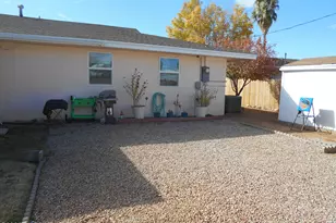 306 N Sage St, Pearce, AZ 85625 - Photo 17