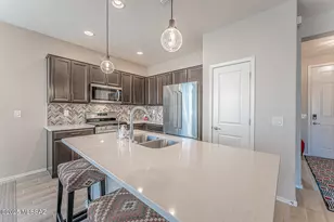 2536 W Dome Rock Dr, Green Valley, AZ 85622 - Photo 15