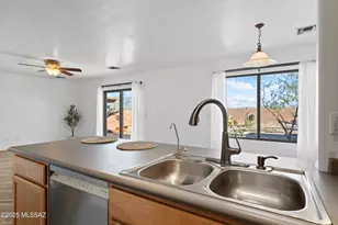 2846 N Silver Island Way, Tucson, AZ 85745 - Photo 15