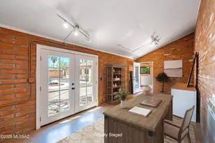 3640 N Calle De Amigos, Tucson, AZ 85750 - Photo 39