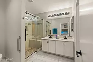 3264 S Thunder Chorus Rd, Tucson, AZ 85713 - Photo 9