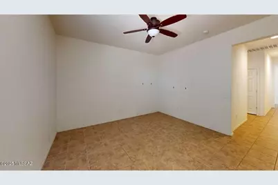 12533 N School Day Drive, Marana, AZ 85653 - Photo 11