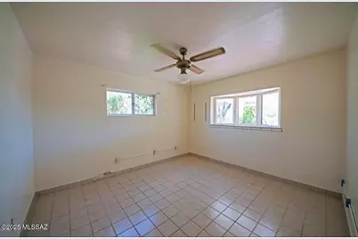 6442 E Scarlett Street, Tucson, AZ 85710 - Photo 1