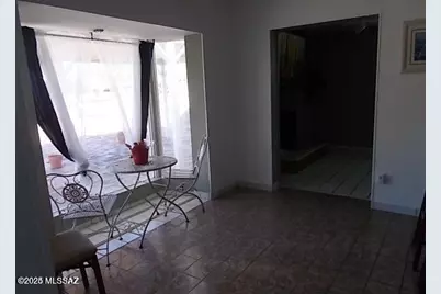 6442 E Scarlett Street, Tucson, AZ 85710 - Photo 11