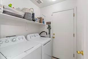 2081 W Cholla Vista Dr, Tucson, AZ 85704 - Photo 33