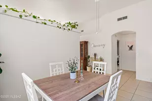 2081 W Cholla Vista Dr, Tucson, AZ 85704 - Photo 13