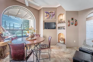 1118 W Circulo Del Sur, Green Valley, AZ 85614 - Photo 11