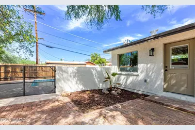 3017 E Loretta Drive, Tucson, AZ 85716 - Photo 5