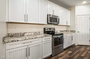 9469 S Crowley Brothers Dr, Tucson, AZ 85747 - Photo 9