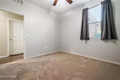 9469 S Crowley Brothers Drive, Tucson, AZ 85747 - Photo 19