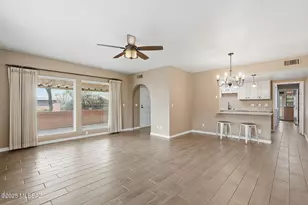 301 N Paseo De Los Conquistadores, Green Valley, AZ 85614 - Photo 9