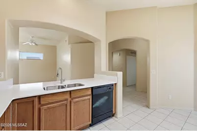 348 E Calle Criba, Green Valley, AZ 85614 - Photo 9