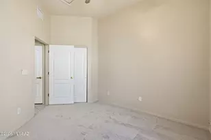 348 E Calle CRIBA, Green Valley, AZ 85614 - Photo 17