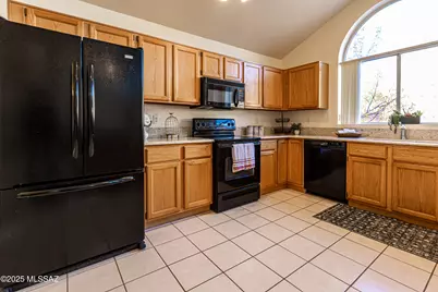 1380 W Copper Creek Place, Oro Valley, AZ 85737 - Photo 19