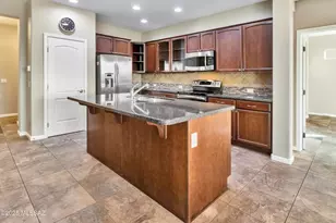 60647 E Arroyo Vista Dr, Oracle, AZ 85623 - Photo 7