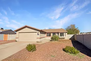 1792 W Ransom Oaks Dr, Tucson, AZ 85746 - Photo 1