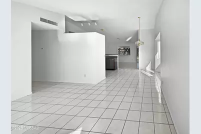 1792 W Ransom Oaks Drive, Tucson, AZ 85746 - Photo 7
