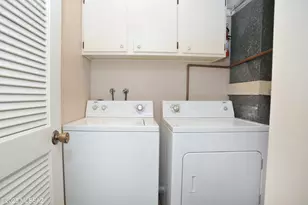 5754 E Grant Rd, Tucson, AZ 85712 - Photo 31