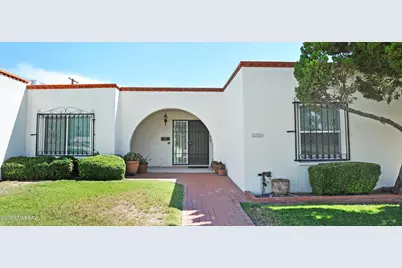 5754 E Grant Road, Tucson, AZ 85712 - Photo 3