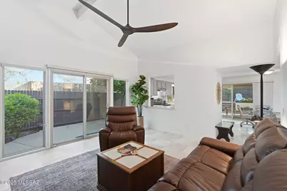 9812 E Skyview Drive, Tucson, AZ 85748 - Photo 15